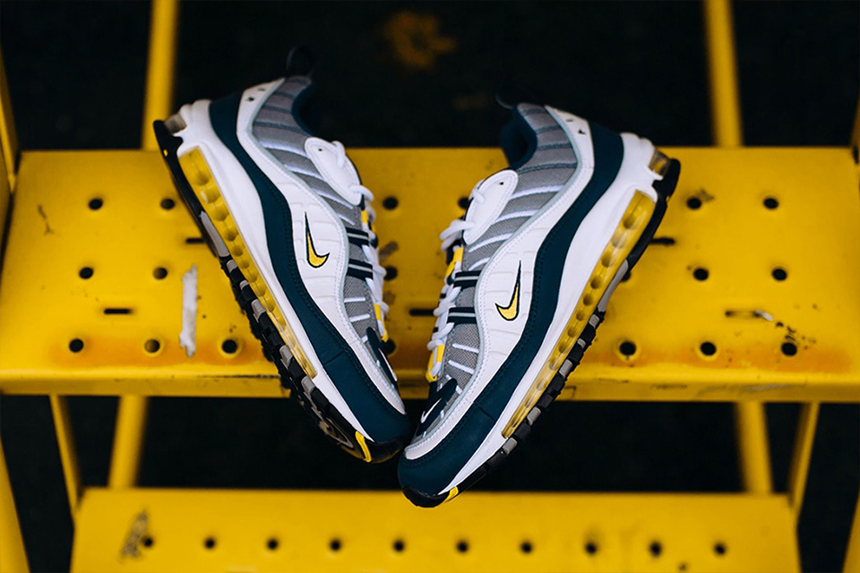 nike air max 98 tour