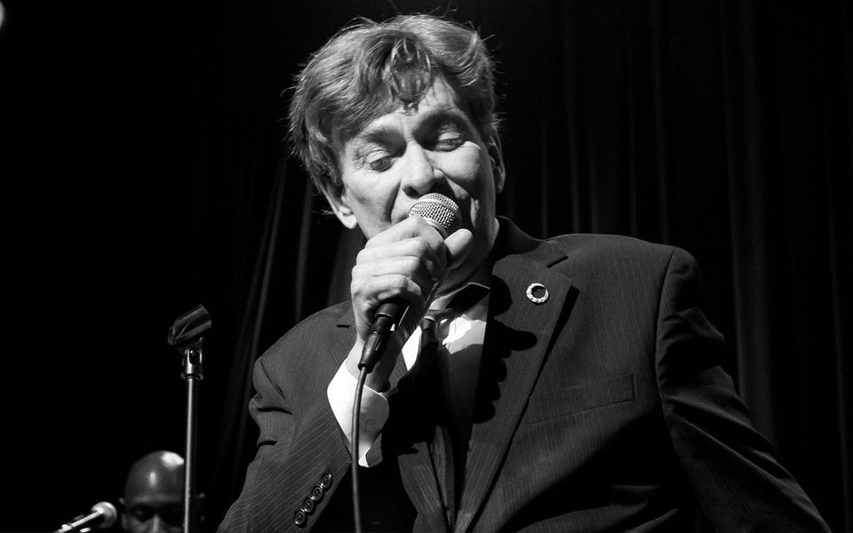 전설적인 R&B 싱어 바비 콜드웰, 71세의 나이로 눈 감다 네이버 포스트