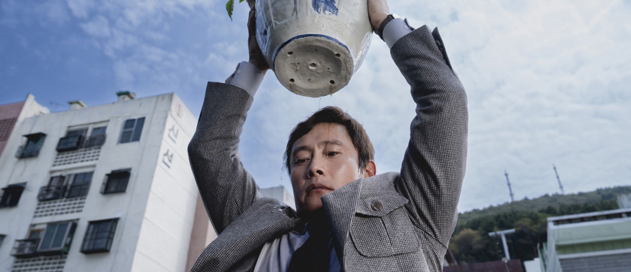 이더리움 창시자 비탈릭 부테린, <타임> 최초의 NFT 매거진 커버 장식