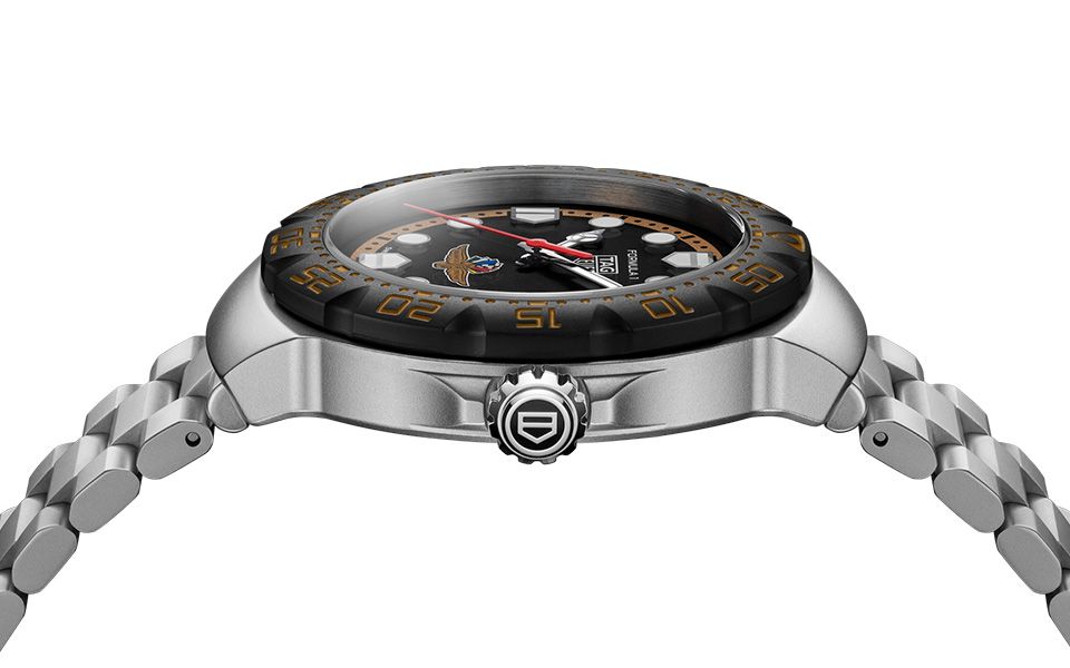 TAG HEUER