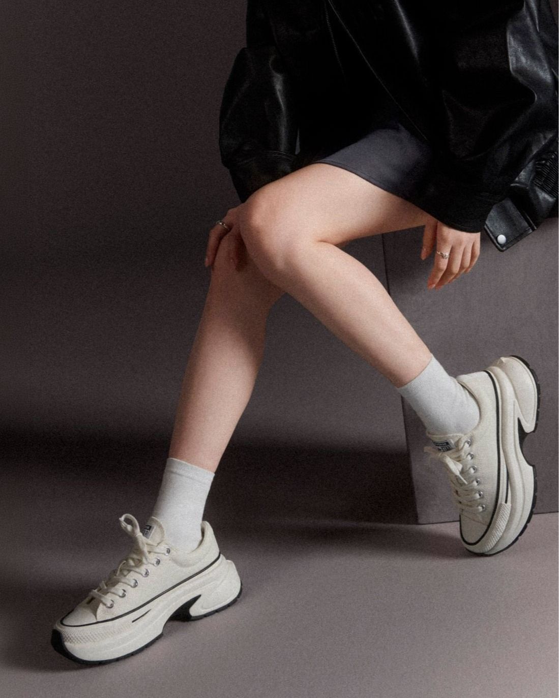 CONVERSE