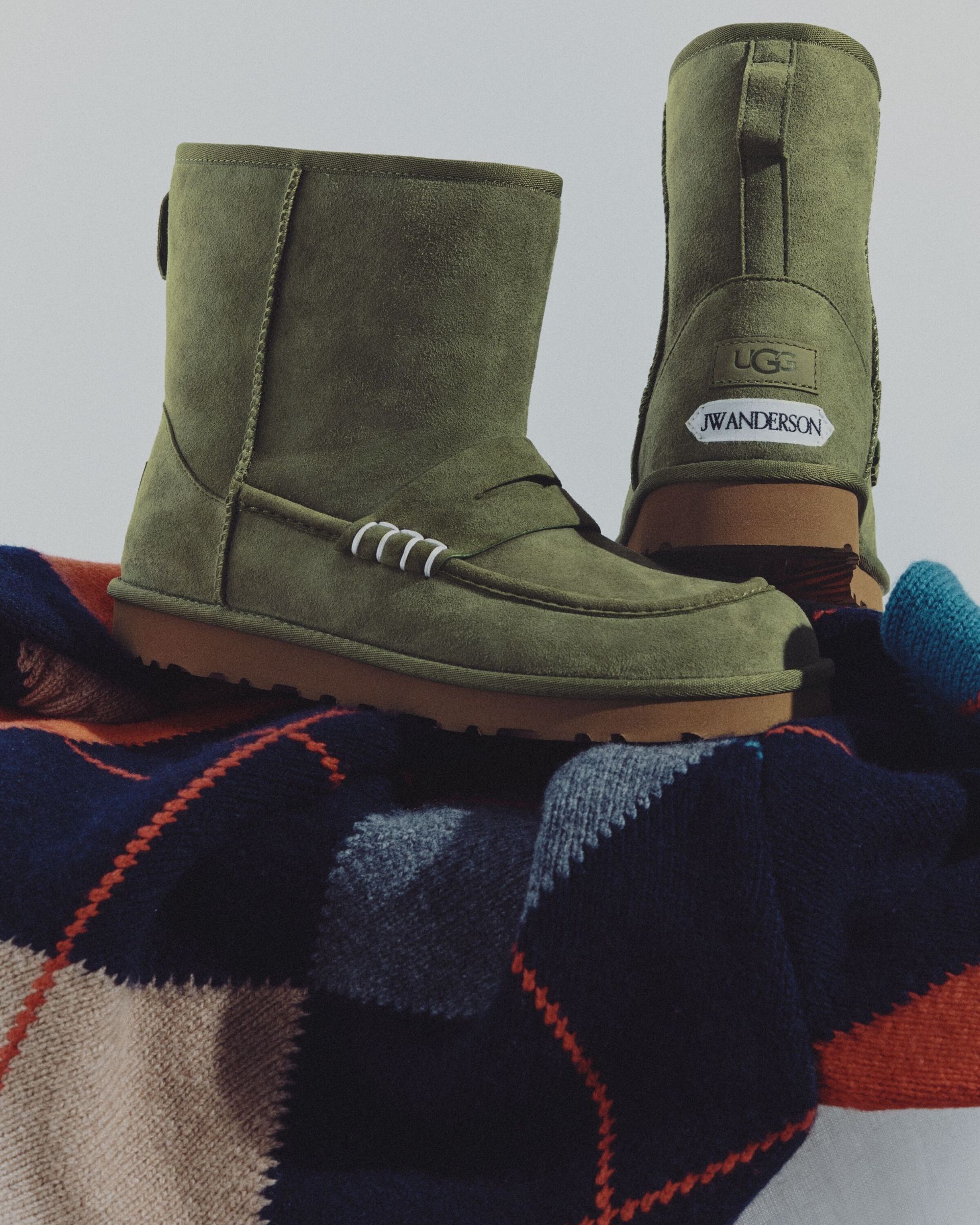 UGG