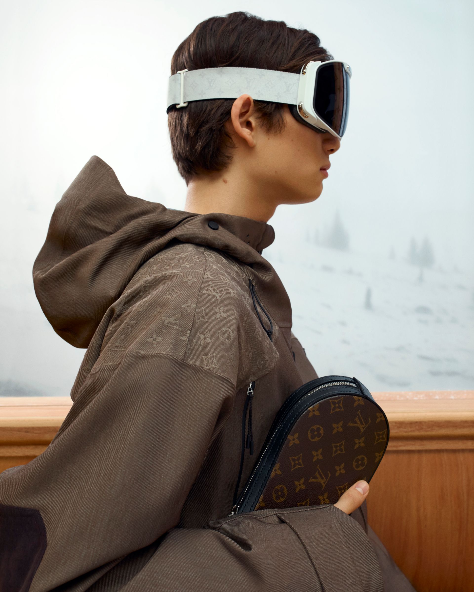 LOUIS VUITTON