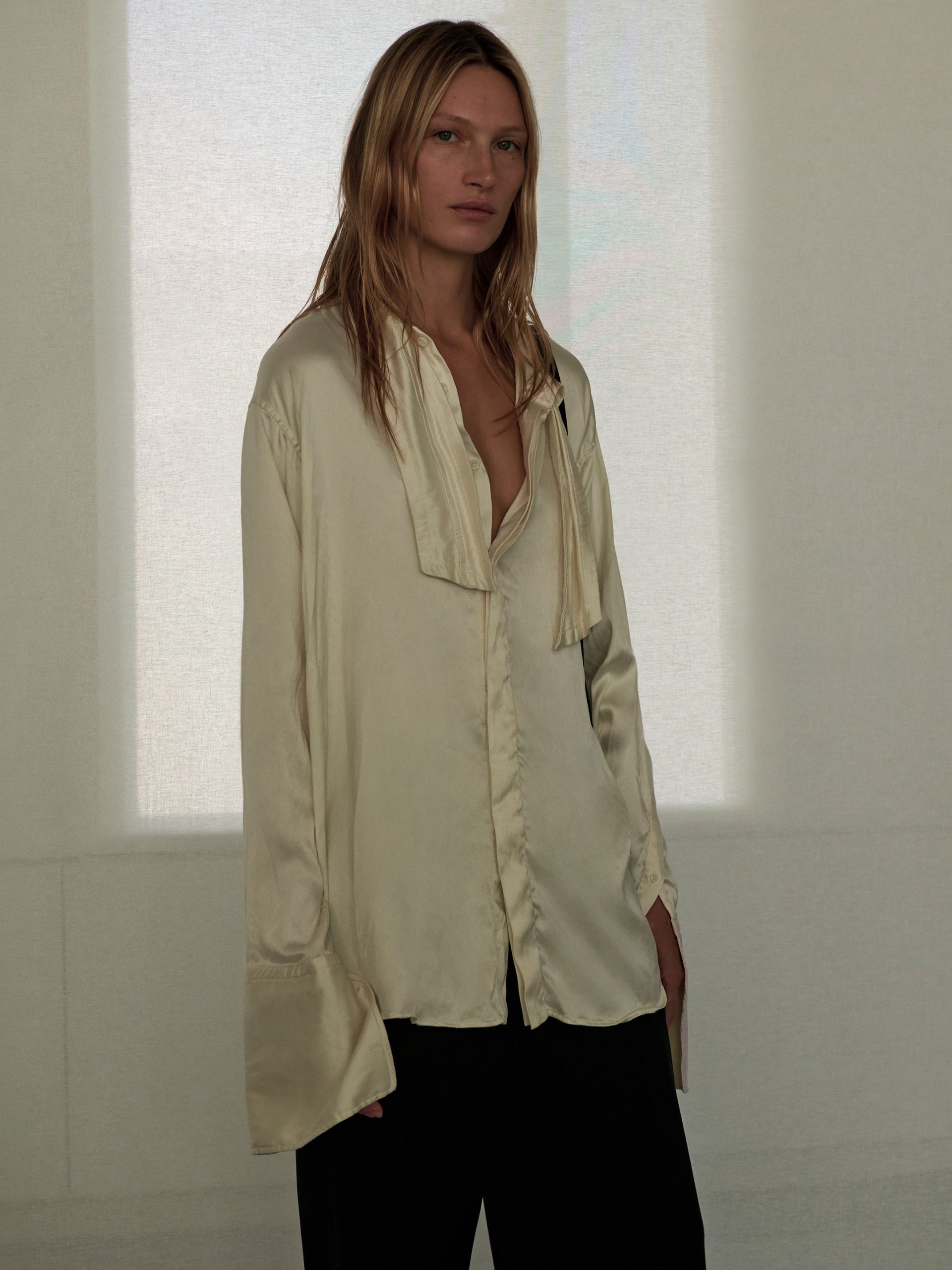 PHOEBE PHILO