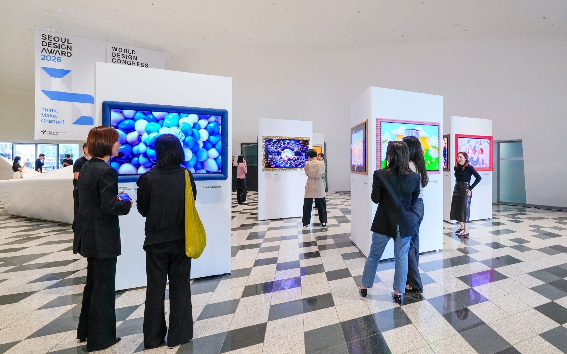 SAMSUNG ELECTRONICS
