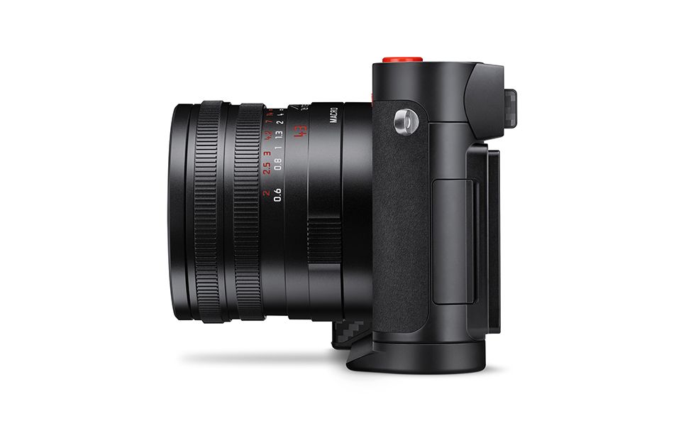 LEICA