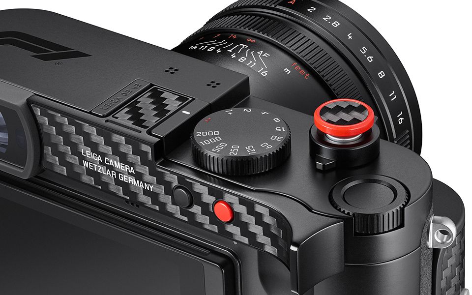 LEICA