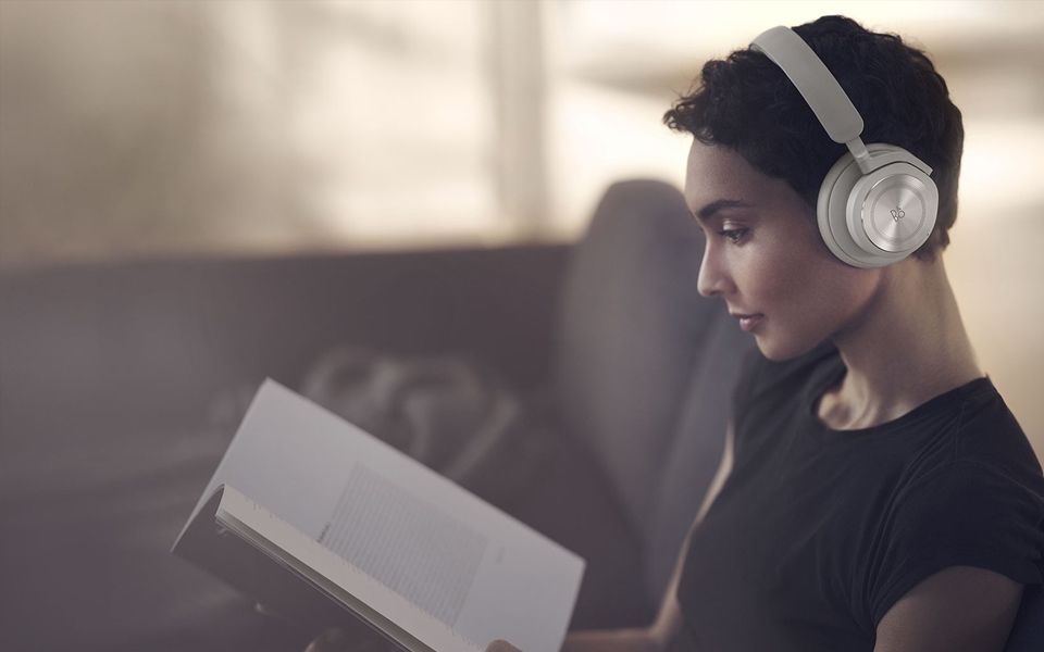 뱅앤올룹슨 무선 헤드폰 신작 'Beoplay HX' 출시 정보